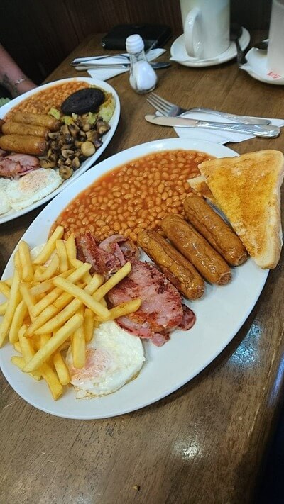 Medway Café breakfast